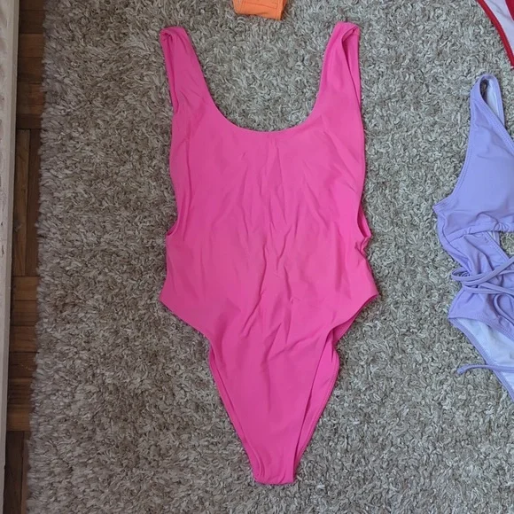 Bathing suit bundle - Picture 4 of 8
